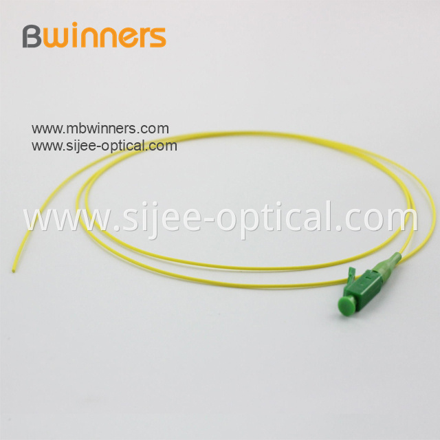 Sm 900um Lc Apc Fiber Optic Pigtail